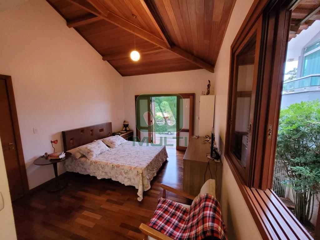 Casa de Condomínio à venda com 3 quartos, 200m² - Foto 10