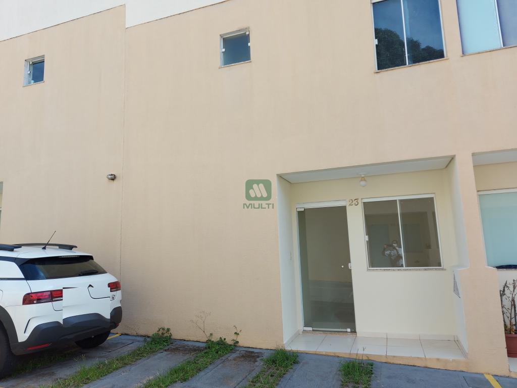 Casa à venda com 2 quartos, 69m² - Foto 10