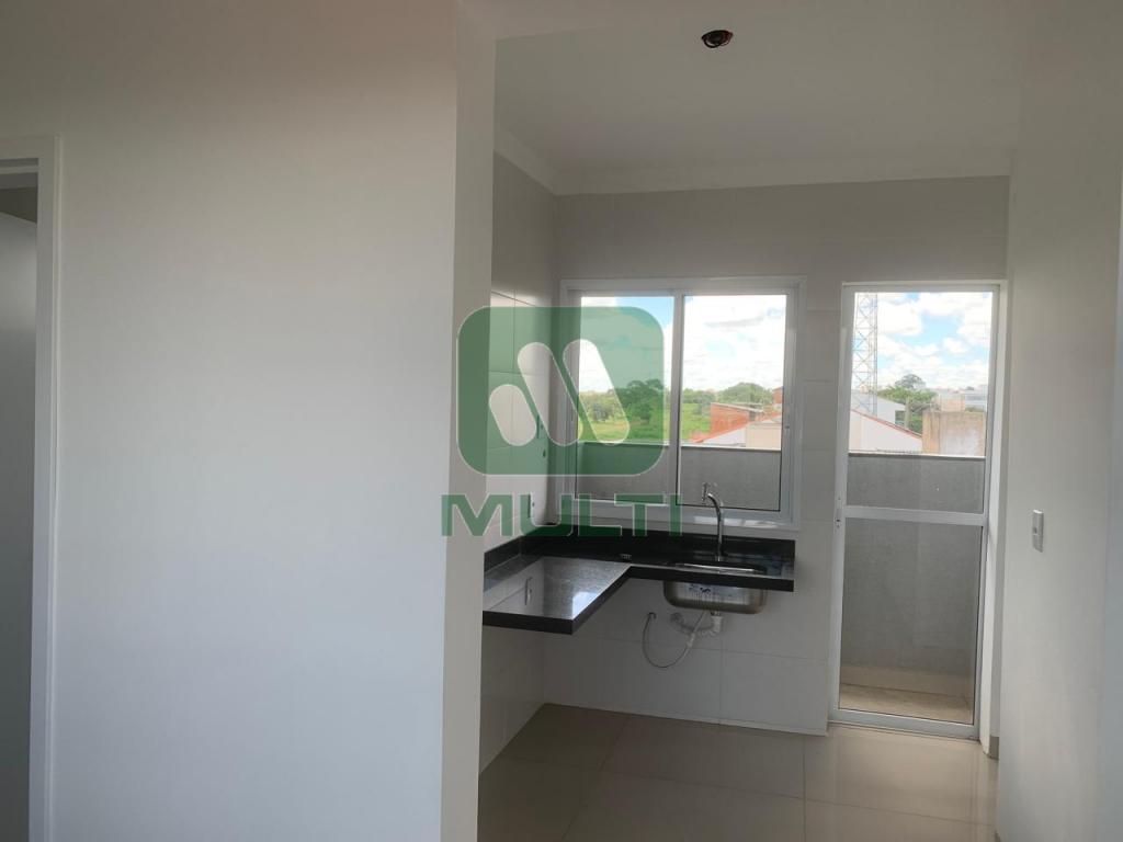 Apartamento à venda com 2 quartos, 57m² - Foto 6