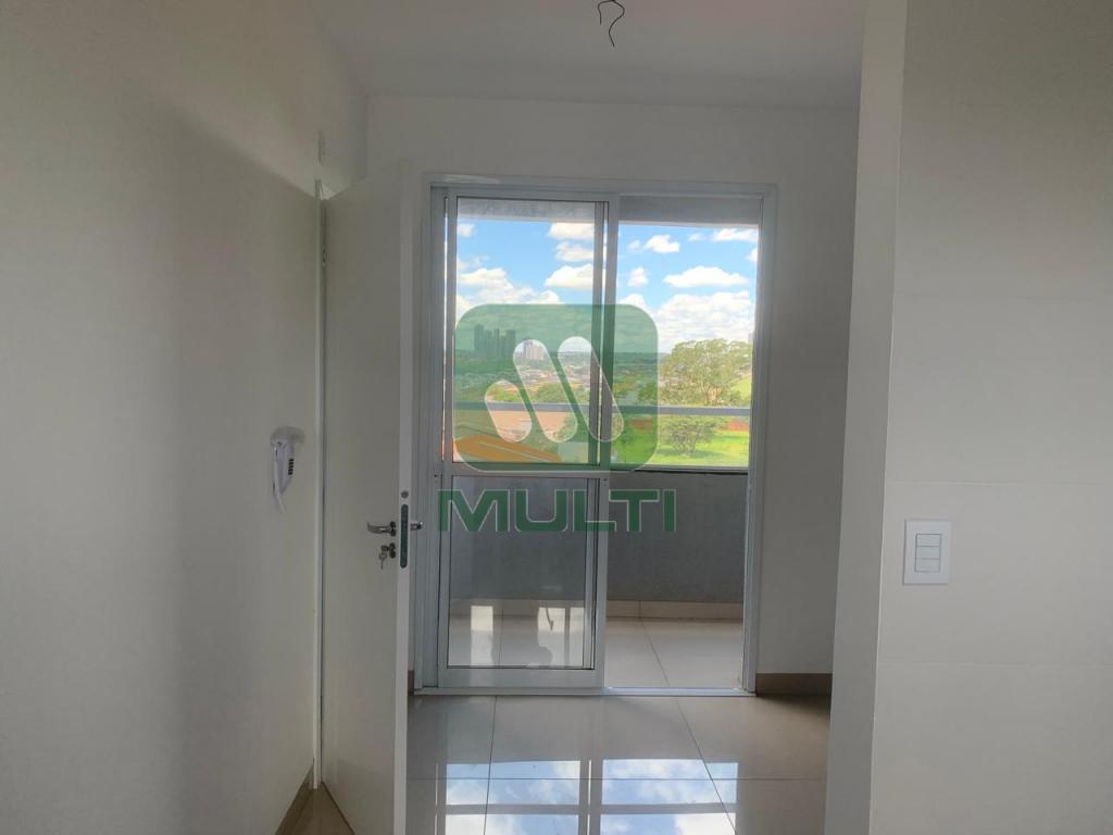 Apartamento à venda com 2 quartos, 57m² - Foto 18