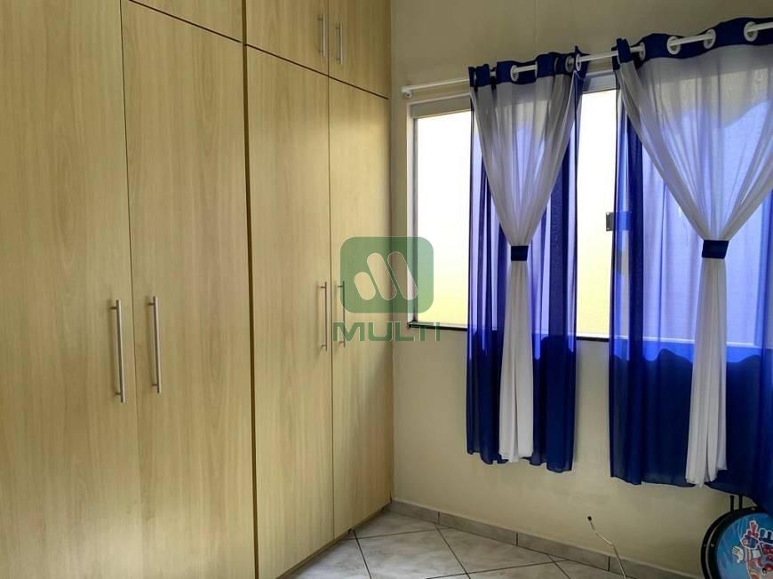 Casa à venda com 3 quartos, 187m² - Foto 5