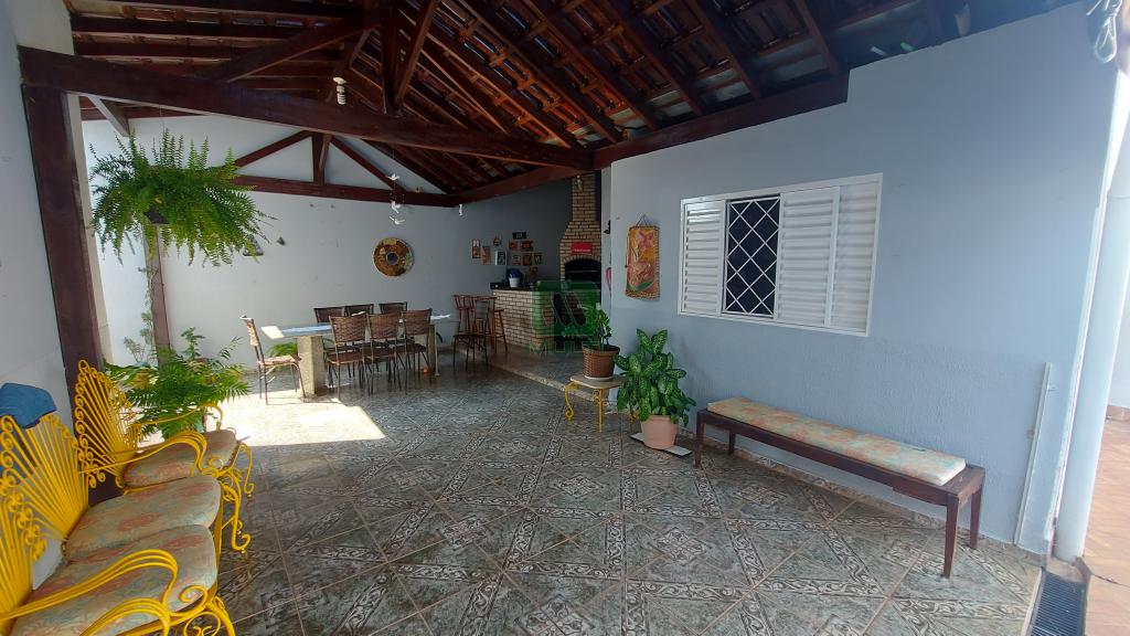 Casa à venda com 3 quartos, 197m² - Foto 13