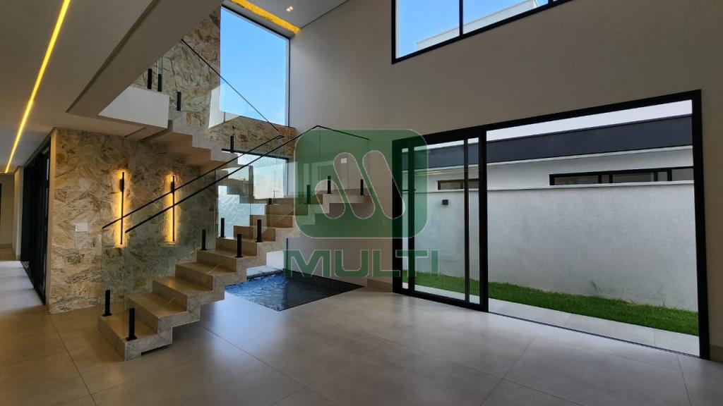 Casa de Condomínio à venda com 5 quartos, 357m² - Foto 1