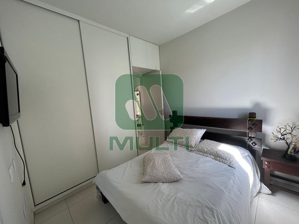 Apartamento à venda com 2 quartos, 58m² - Foto 12