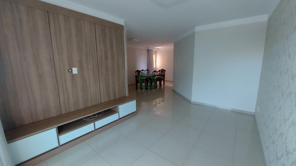 Apartamento à venda com 4 quartos, 153m² - Foto 3