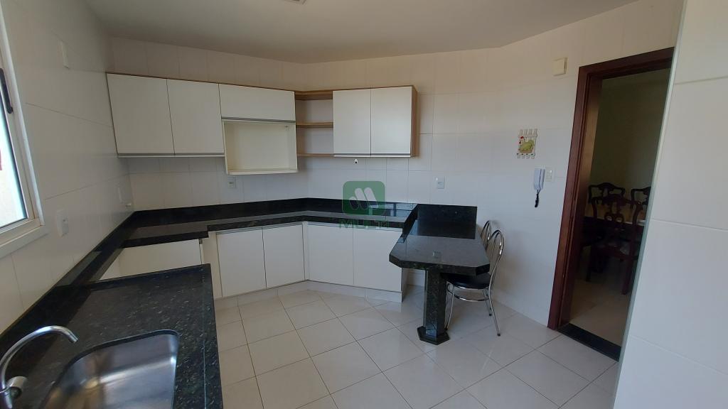 Apartamento à venda com 4 quartos, 153m² - Foto 14