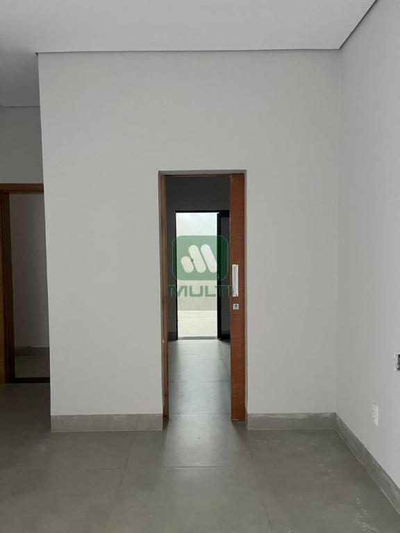 Casa à venda com 3 quartos, 172m² - Foto 3