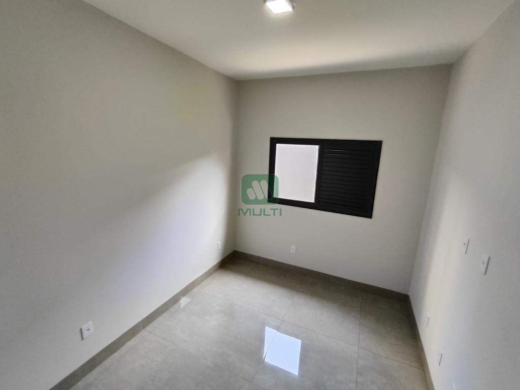 Casa de Condomínio à venda com 4 quartos, 200m² - Foto 10