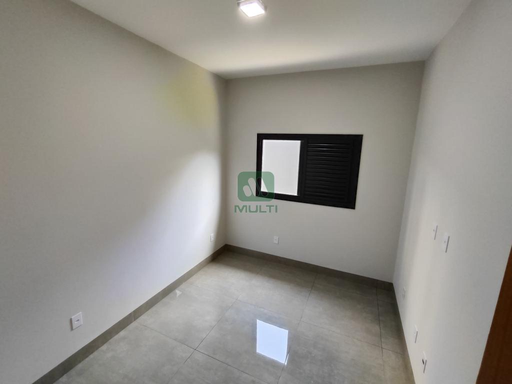 Casa de Condomínio à venda com 4 quartos, 200m² - Foto 13