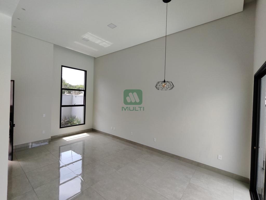 Casa de Condomínio à venda com 4 quartos, 200m² - Foto 24