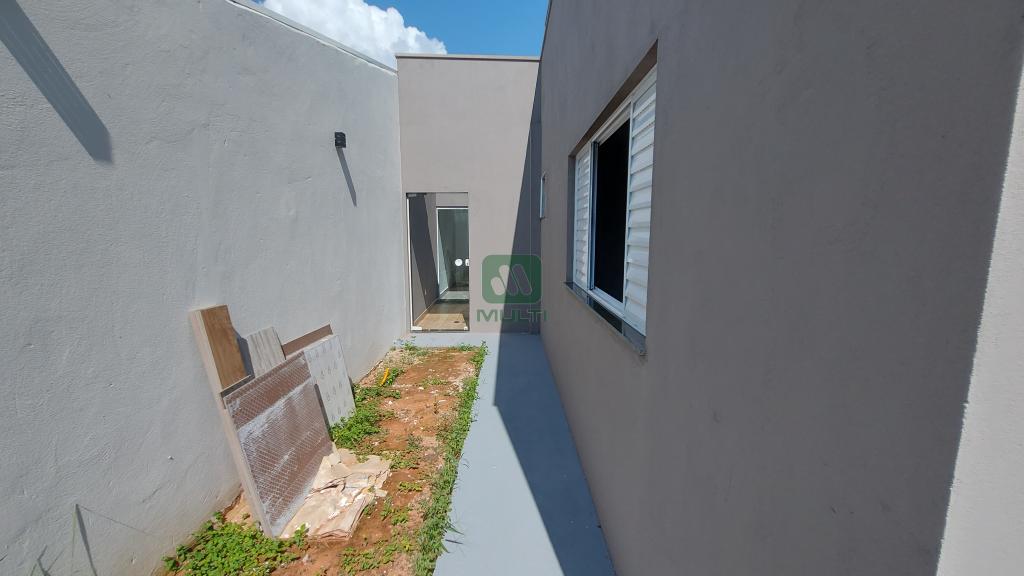 Casa à venda com 3 quartos, 115m² - Foto 13