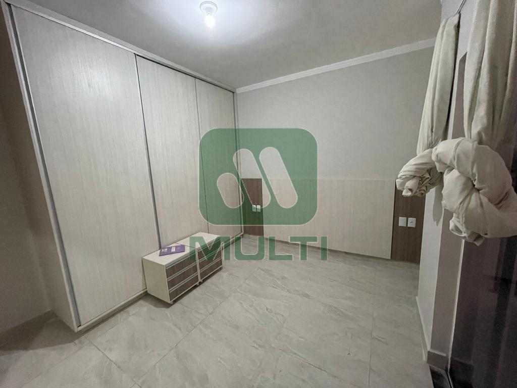 Apartamento à venda com 3 quartos, 146m² - Foto 13