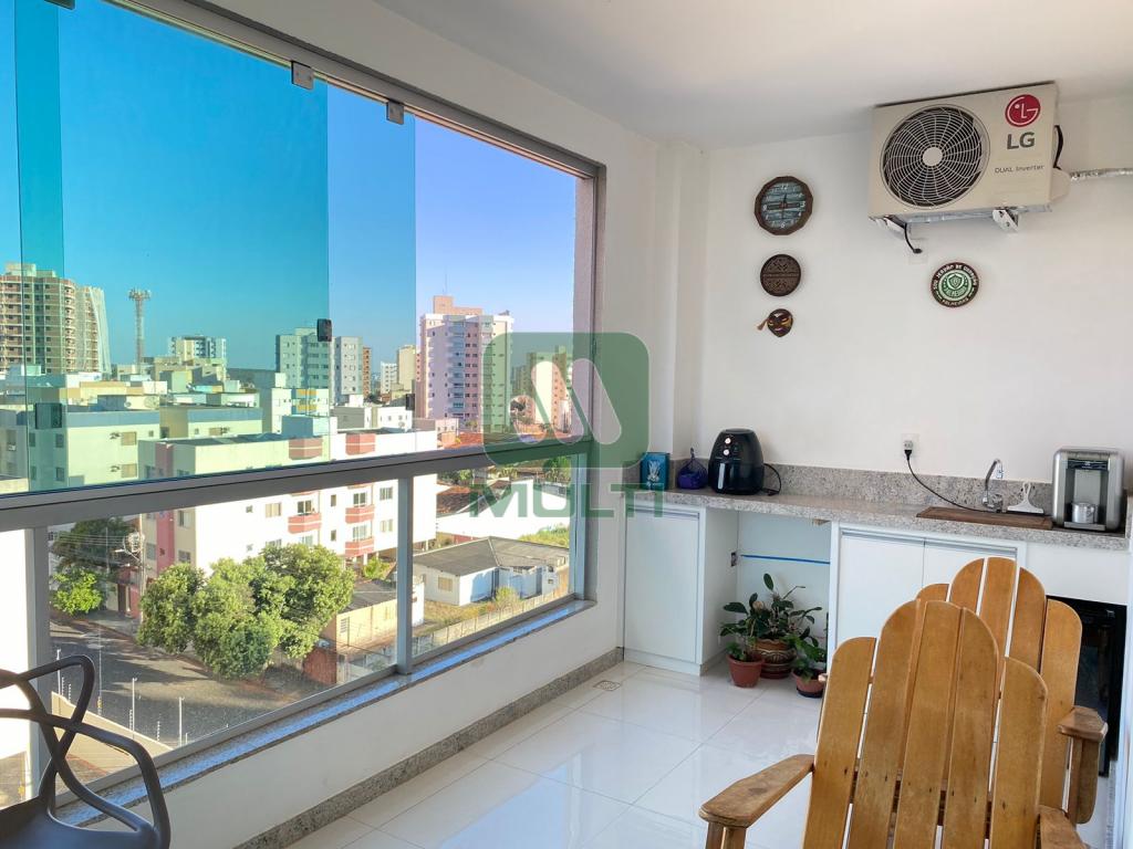 Apartamento à venda com 4 quartos, 110m² - Foto 4