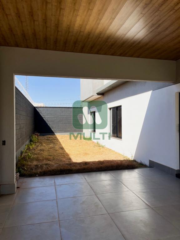 Casa à venda com 3 quartos, 110m² - Foto 23