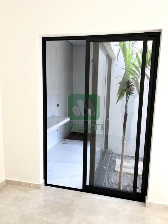 Casa à venda com 3 quartos, 110m² - Foto 41