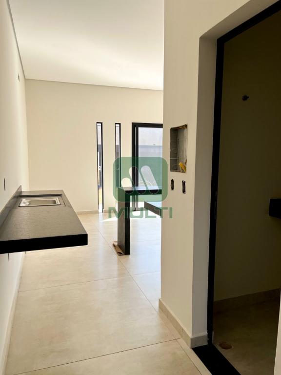 Casa à venda com 3 quartos, 110m² - Foto 42