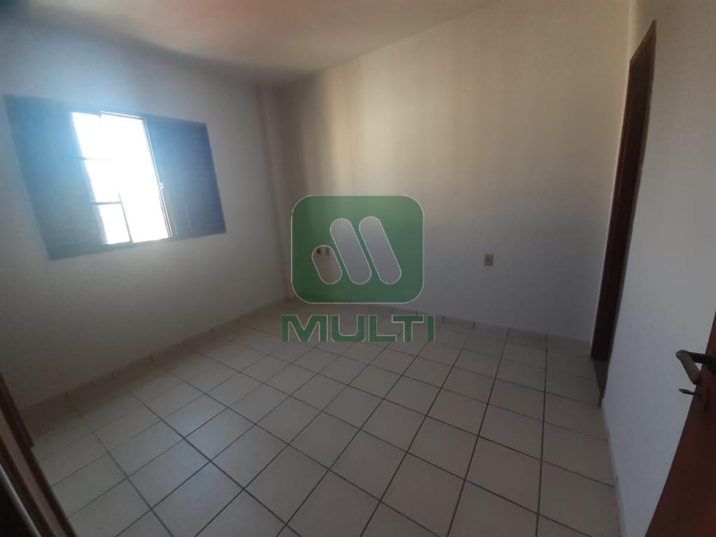 Apartamento à venda com 2 quartos, 87m² - Foto 4