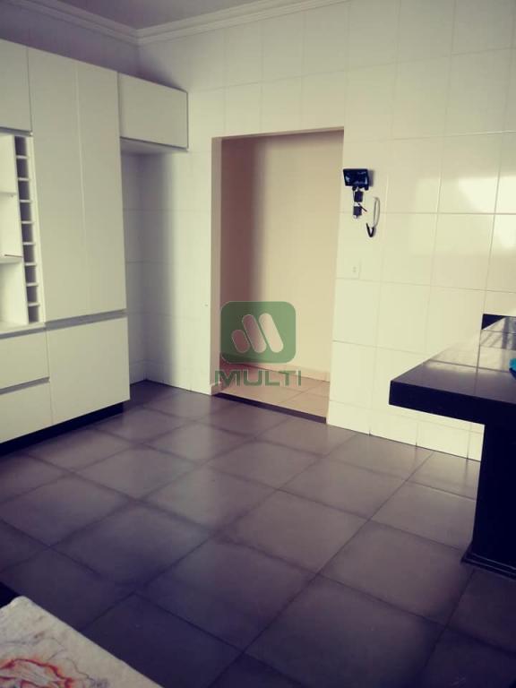 Casa à venda com 3 quartos, 160m² - Foto 10