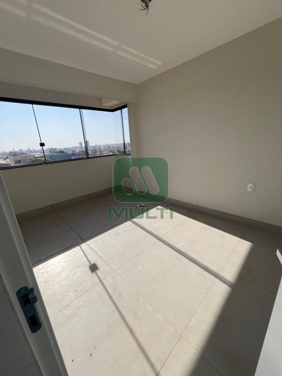 Apartamento à venda com 3 quartos, 98m² - Foto 9