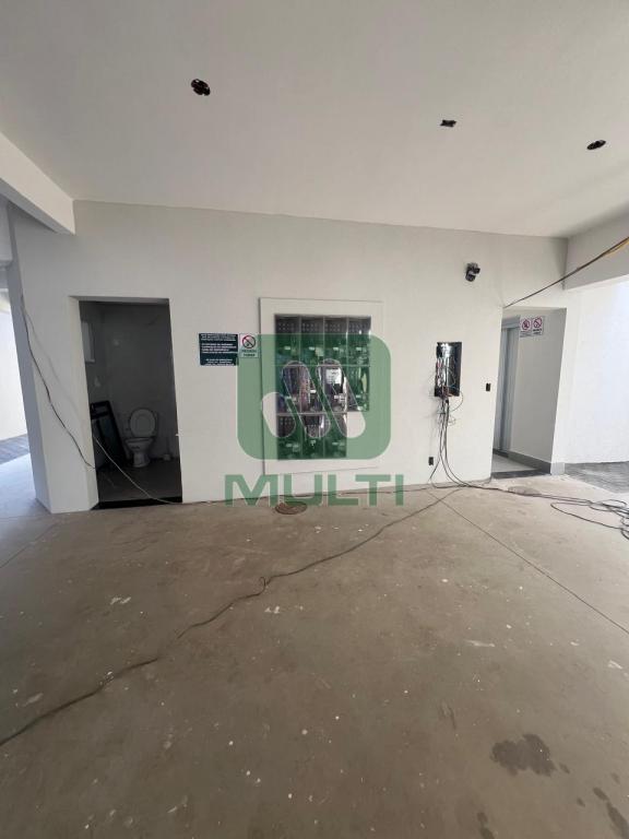 Apartamento à venda com 3 quartos, 98m² - Foto 17