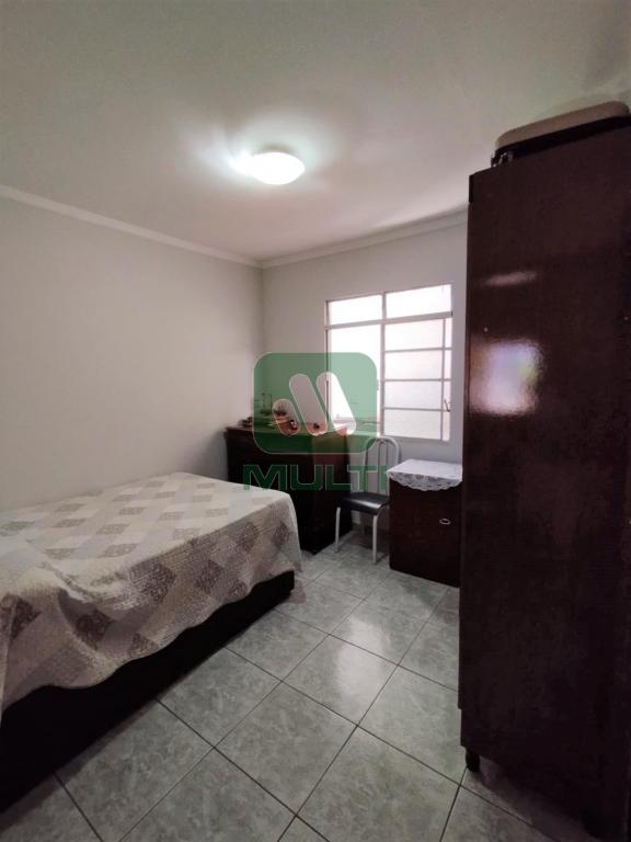 Casa à venda com 3 quartos, 169m² - Foto 18