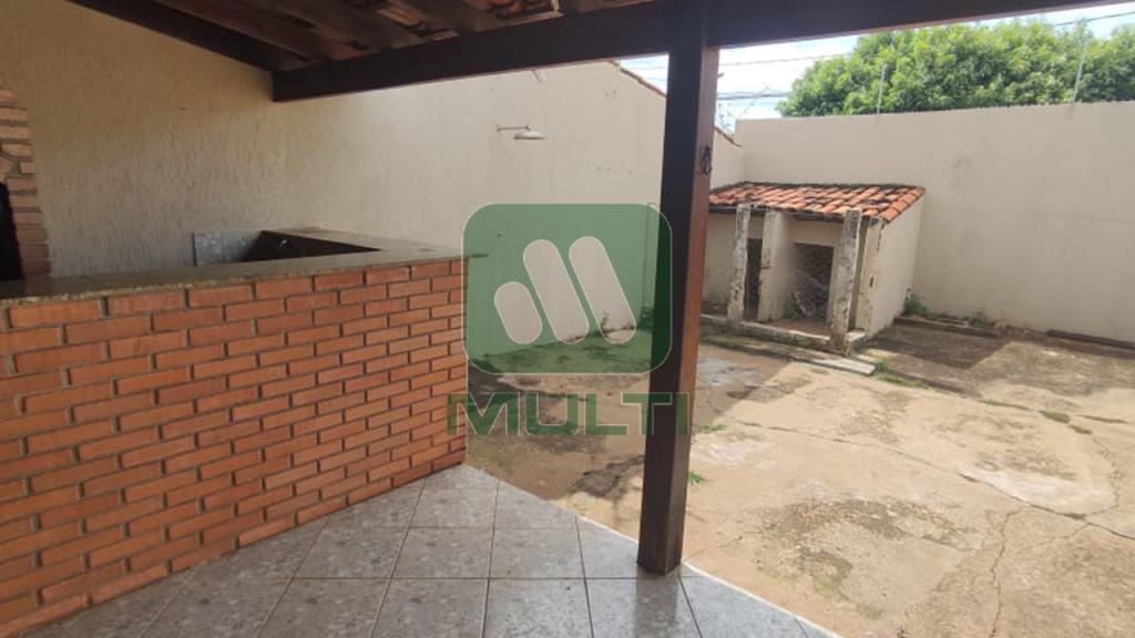 Casa à venda com 3 quartos, 120m² - Foto 17