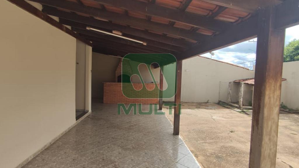 Casa à venda com 3 quartos, 120m² - Foto 22