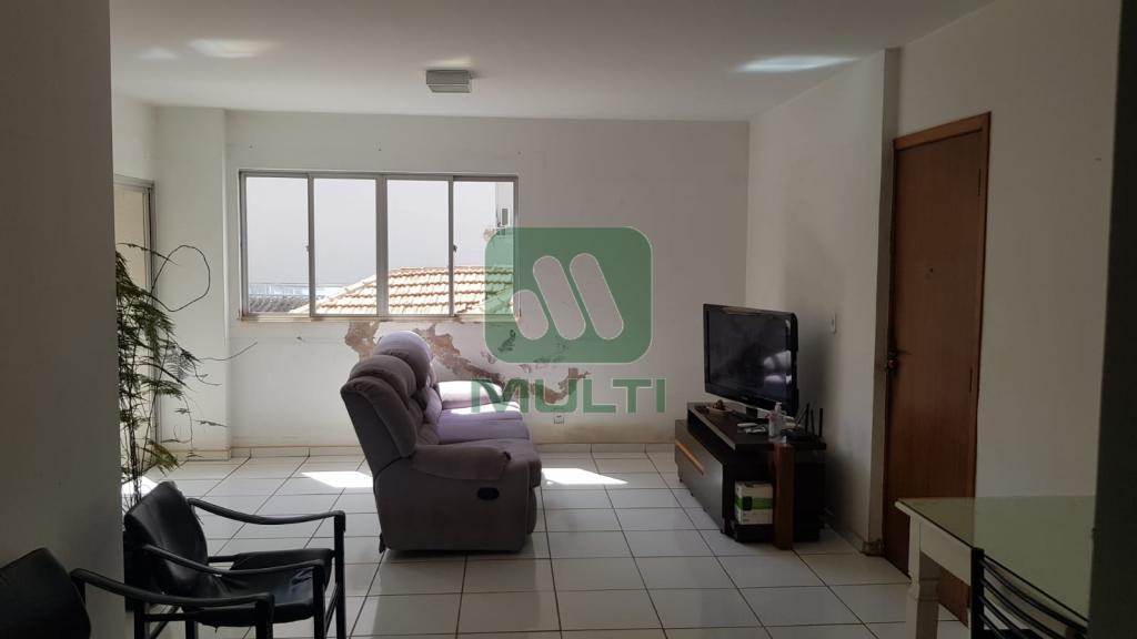 Apartamento à venda com 3 quartos, 94m² - Foto 5