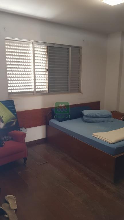 Apartamento à venda com 3 quartos, 94m² - Foto 6