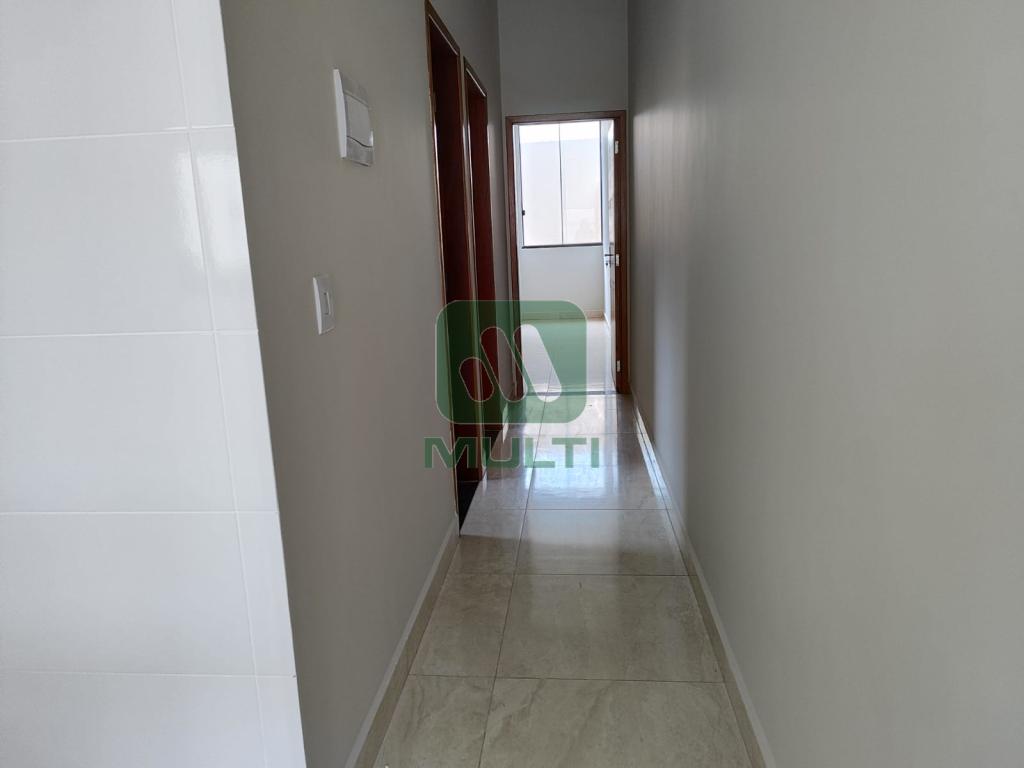 Casa à venda com 2 quartos, 63m² - Foto 5