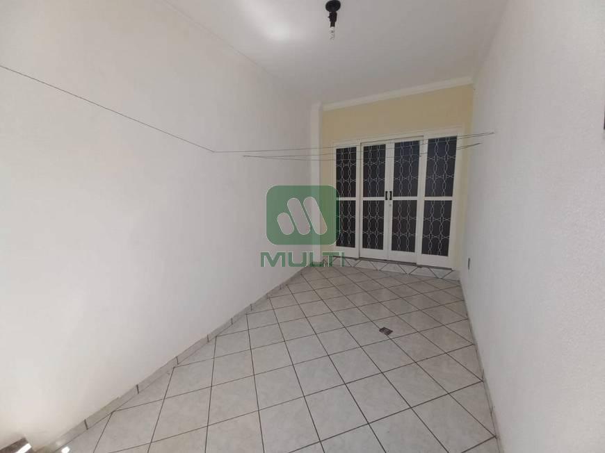 Casa à venda com 3 quartos, 293m² - Foto 16