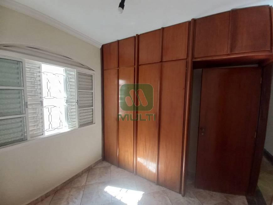 Casa à venda com 3 quartos, 293m² - Foto 24