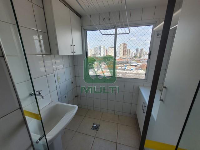 Apartamento à venda com 3 quartos, 90m² - Foto 6