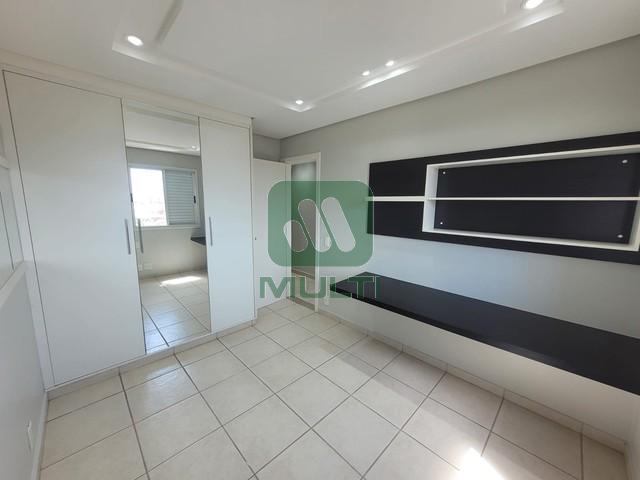 Apartamento à venda com 3 quartos, 90m² - Foto 9