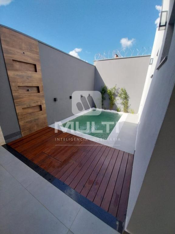 Casa à venda com 3 quartos, 180m² - Foto 12