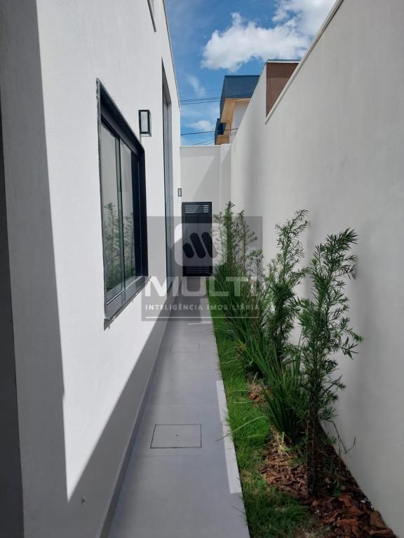 Casa à venda com 3 quartos, 180m² - Foto 31