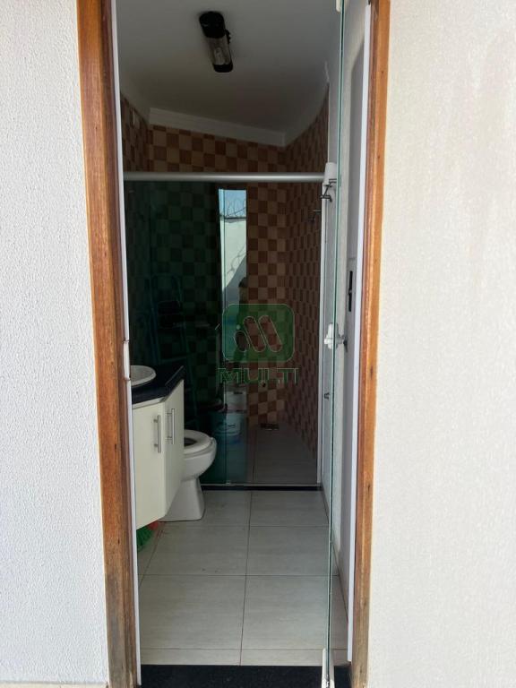 Casa à venda com 4 quartos, 200m² - Foto 13