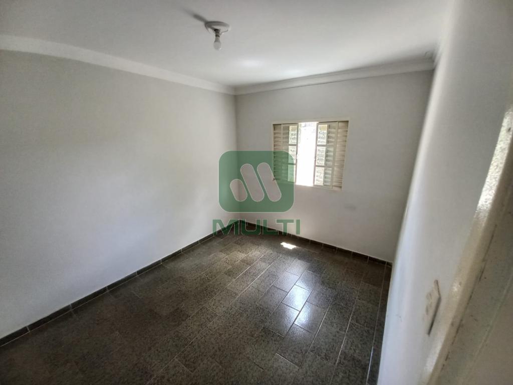 Casa à venda com 3 quartos, 116m² - Foto 5