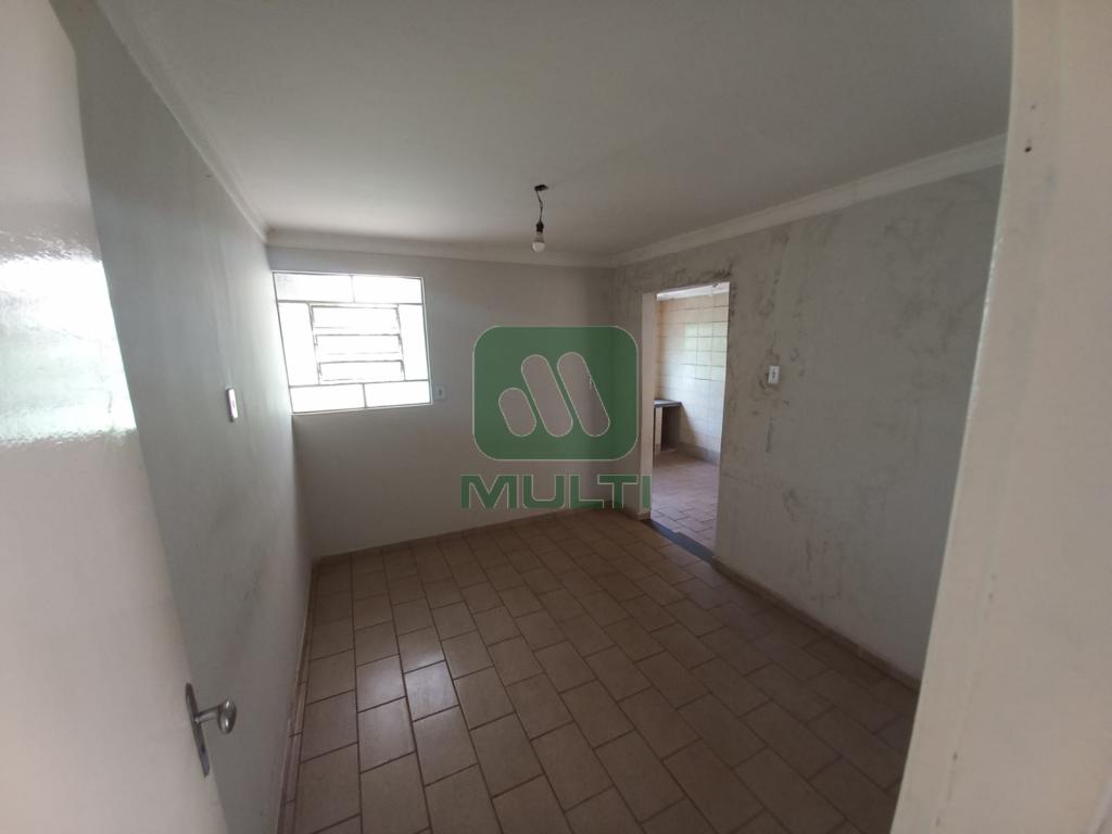 Casa à venda com 3 quartos, 116m² - Foto 9