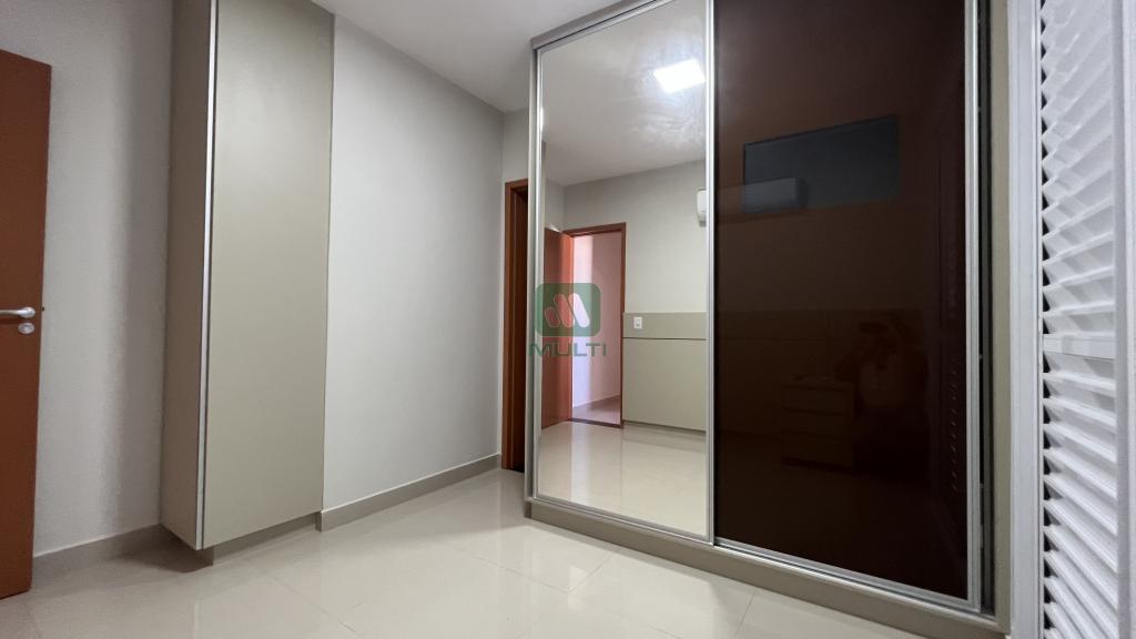 Apartamento à venda com 2 quartos, 86m² - Foto 3