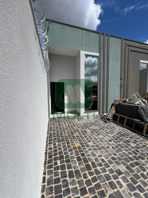 Casa à venda com 3 quartos, 70m² - Foto 18