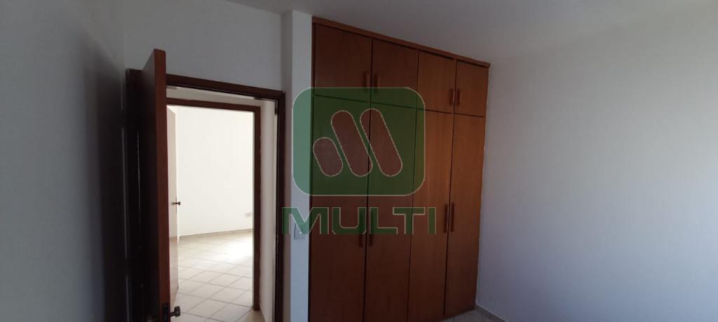 Casa à venda com 3 quartos, 150m² - Foto 7