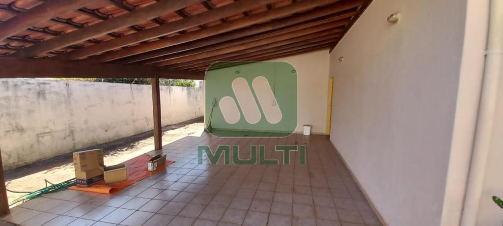 Casa à venda com 3 quartos, 150m² - Foto 11