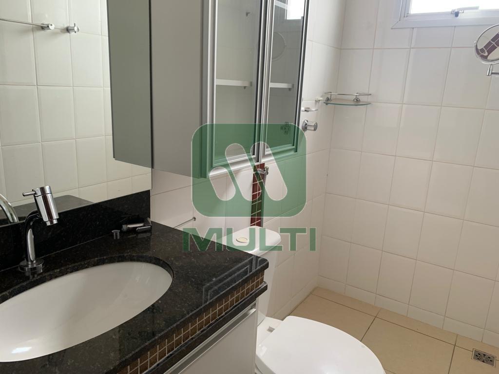 Apartamento à venda com 2 quartos, 65m² - Foto 7