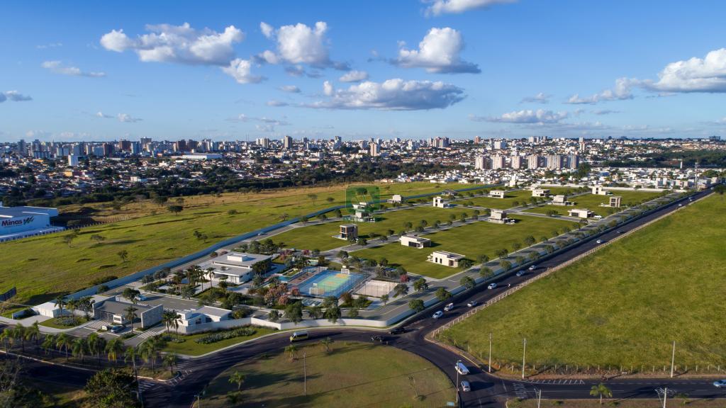 Terreno à venda com 1 quarto, 440m² - Foto 4