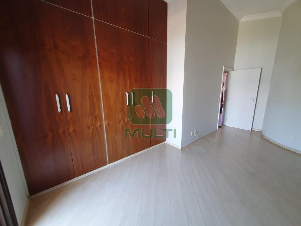 Prédio Inteiro à venda com 7 quartos, 282m² - Foto 12