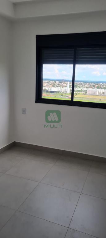 Apartamento à venda com 3 quartos, 81m² - Foto 4