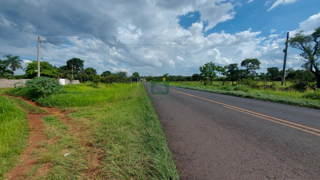 Loteamento e Condomínio à venda com 1 quarto, 20000m² - Foto 3