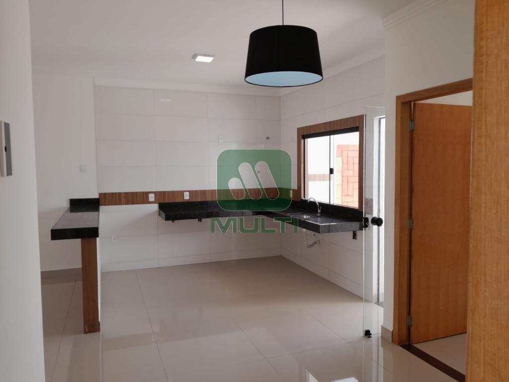 Casa à venda com 3 quartos, 140m² - Foto 5