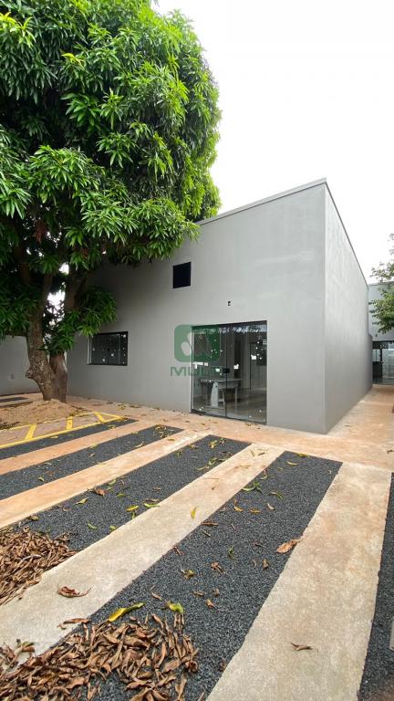 Casa à venda com 2 quartos, 73m² - Foto 11